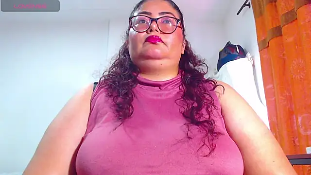 Ashelymalefica - SHOW PUSSY