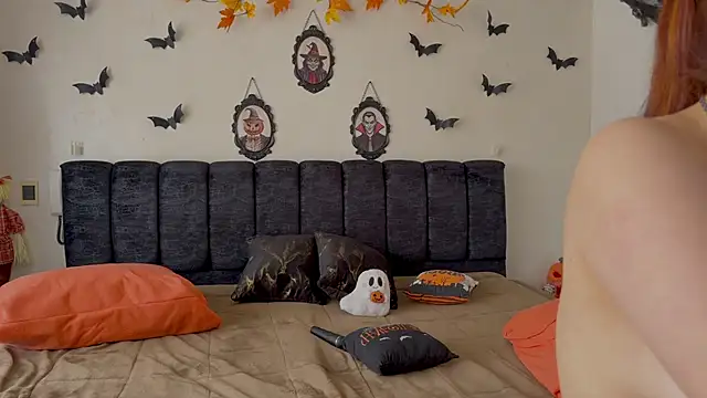 2SummerLove1 - suck tongue hard + 2 spits 🎃🎃