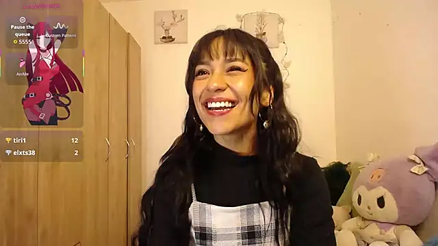 Liahdiaz_ - Spank tits 😈