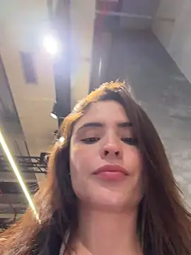 SofiaGomez444 - I’m with my friends 😈 make me moan
