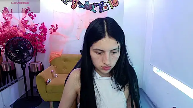 Gabby_sweety - Blowjob deep + spit tits