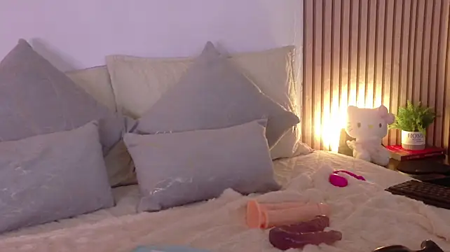 Nathaly-Lopez - 2 dildos in my ass