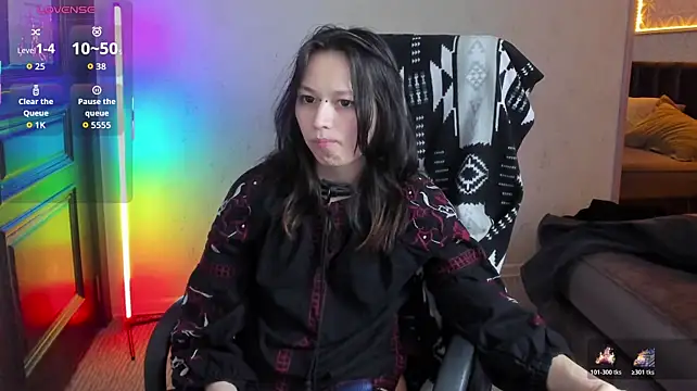 AriettiHamoe - remove T-shirt