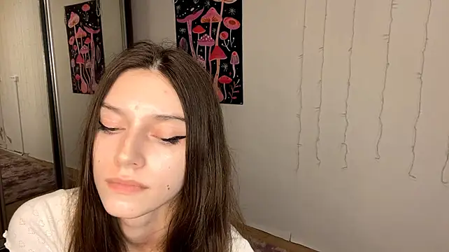 VeroniqueJaap - show your collarbones
