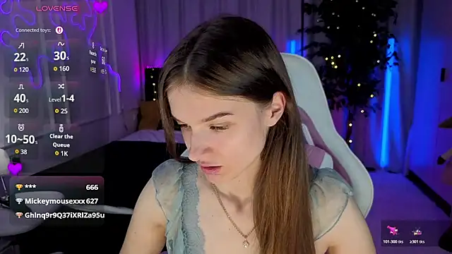 Ann_Wood - to tease with one’s legs