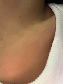 Aria51 - Suck huge dildo in mcdonalds🍆🍔