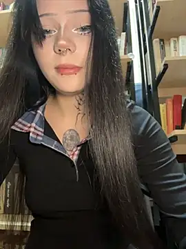 Sukidaa - Slap boobs in lib