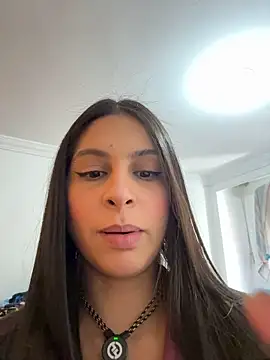 Charlotte_stevenss_ - BIG SQUIRT IN BATHROOM,SHH NANA HERE😳💦