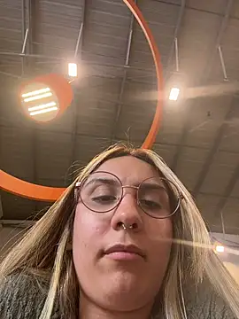Sarah_honey__ - Spit tits