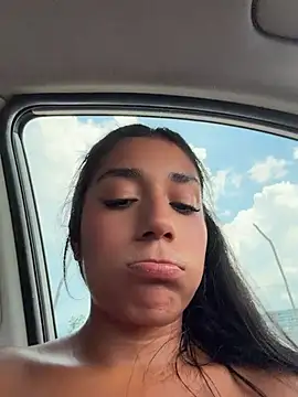 SaryJonex - MISSIONARY FUCK & AMAZING SQUIRT!