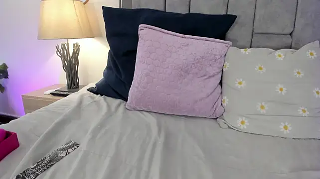 Honey-Moonn