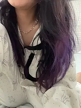 Momo_O1 - 😍挣钱买小粉-震震