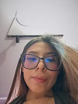 Amira_cute2