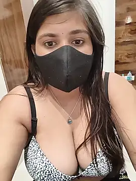 Busty_priya69 - Nipple clamps 😜 5 mnt cntrl