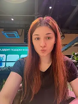 SaintMaya - Twerking without panties🍓💕