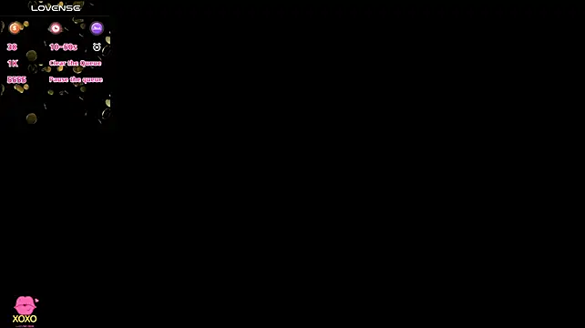 Yaazhinii - tits + saliva show