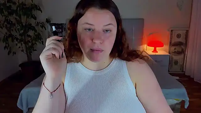 PolinaSalvatore - show boobs