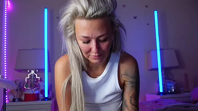 Alicia007