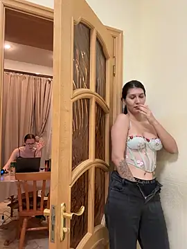 RussianGirls_ - SHOW PUSSY + SLAP + CTRL TOY 2M