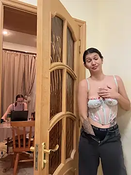 RussianGirls_ - SHOW PUSSY + SLAP + CTRL TOY 2M