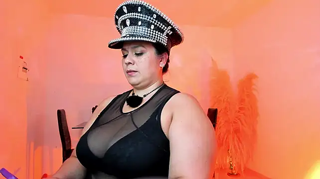 Martina_Foxy01 - use machine