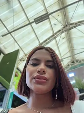 Irina_Velvett - Flahs tits in públic 😋💋😈🥴