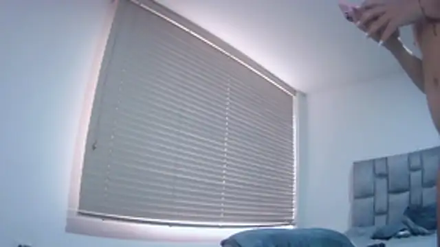 Fernanda_andrew - Stick a finger up your ass