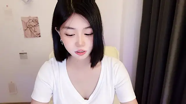 Kitteovo - 看看乳沟