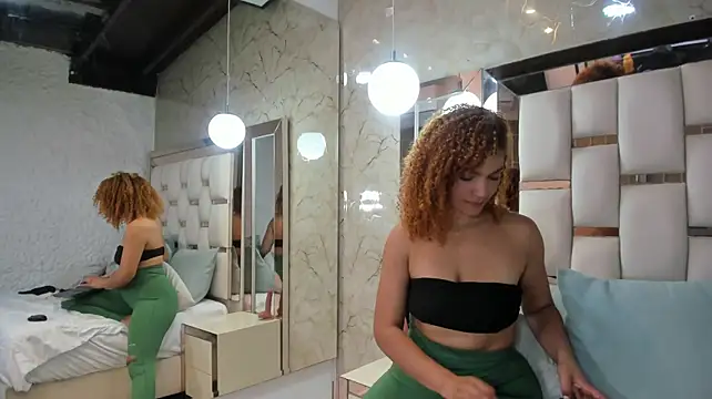 Selene_hartt - undress me bby