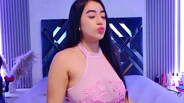 AmyTorres_ - doggy style and shaking the buttocks 😏