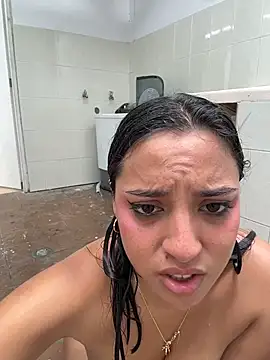 MeggyMae_ - show asshole in doggy