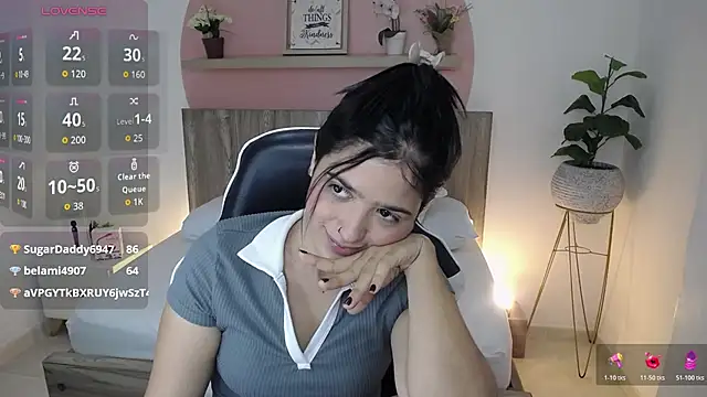 Lucia_henao_ - oil on the tits + clamps 🔥💋