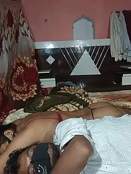 Hot_Indiancpl