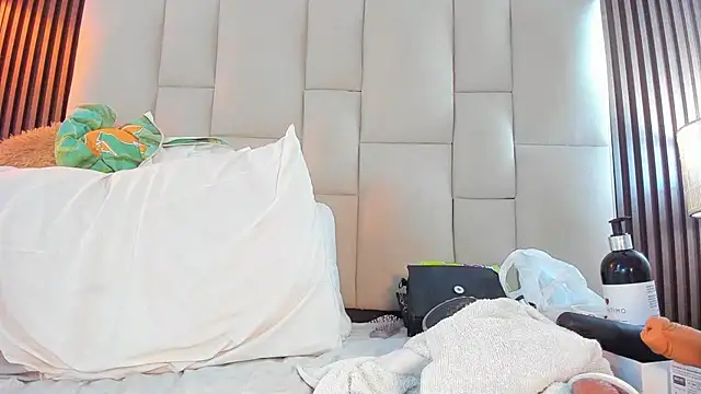 Nicolqueen_ - ride dildo