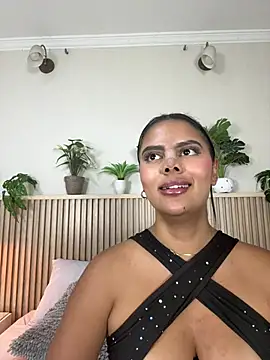 AnitaMore_ - SLAPPED MY TITS AND TURNED THEM RED 🔥