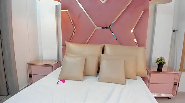 StefaniCollins - Fuck my pussy😈💦