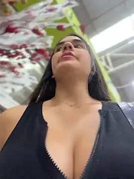 BellaLeclair_