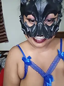 Maskedcurves - Public booby oil show