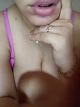 Kourita_chrmouta - افشخ كسي بالخيار🥒🥵