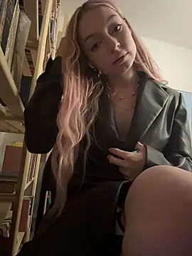 Melissa_grr - SQUIRT right in LIBRARY! 📚