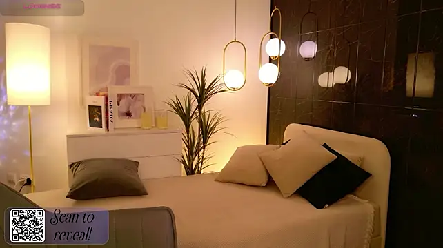 Nixxora - Make me moan with your vibes