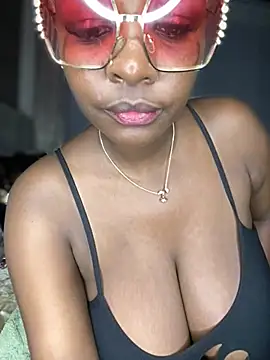 ScarletMuseX - Dildo fuck upclose