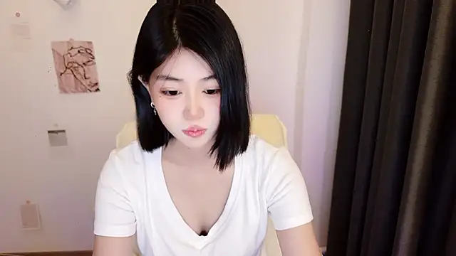 Kitteovo - 看看乳沟