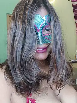 Queenniaa - Happy Navaratri 🎉💋💅