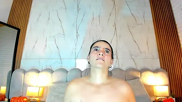 Samantha_Fiire - DILDO IN PUSSY 🌸🍆💦