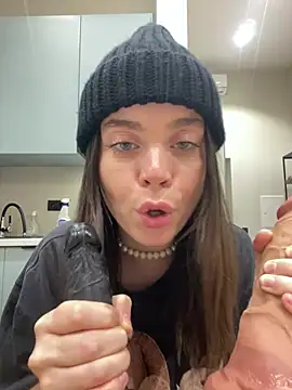 Kyivskyi_Tort - Train my pussy
