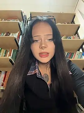 Sukidaa - Slap boobs in lib
