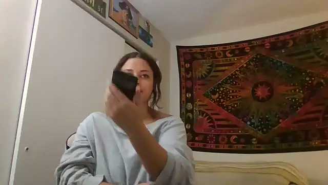 Madzbailey - Two toy squirt show