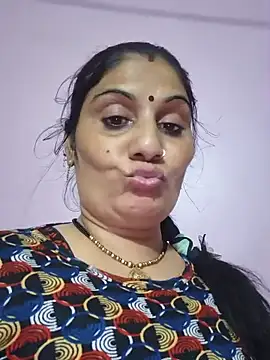 Karishma_bhabi02 - My modal saport please 💔💔💔💔💔