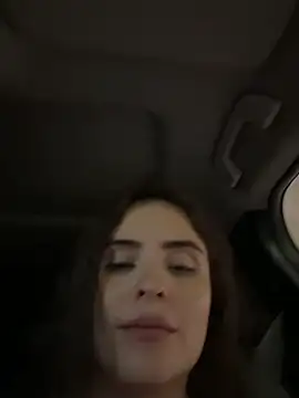 SofiaGomez444 - I’m with my friends 😈 make me moan